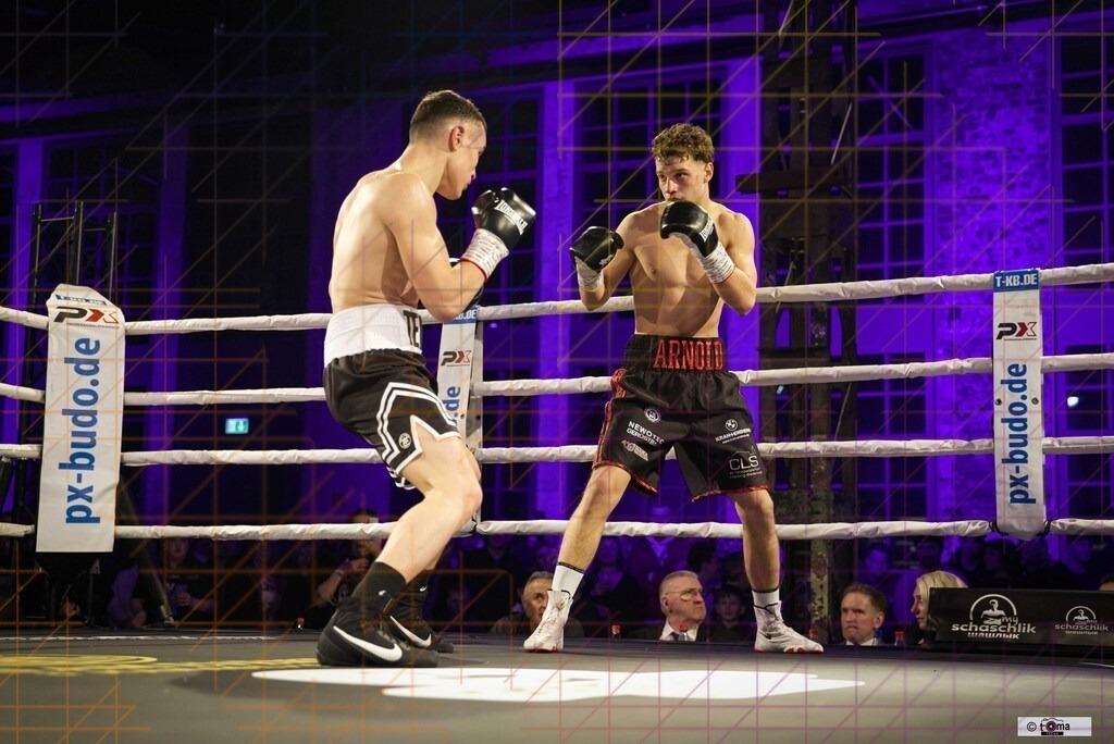 Domenik Arnold erster WM KAmpf 02 2026 tomafocus TB00120 | professionelle Sport- und Eventfotografie von Tomafocus – dynamische Bilder, emotionale Momente und hochwertige Aufnahmen für jeden Anlass. - Realisiert mit Pictrs.com
