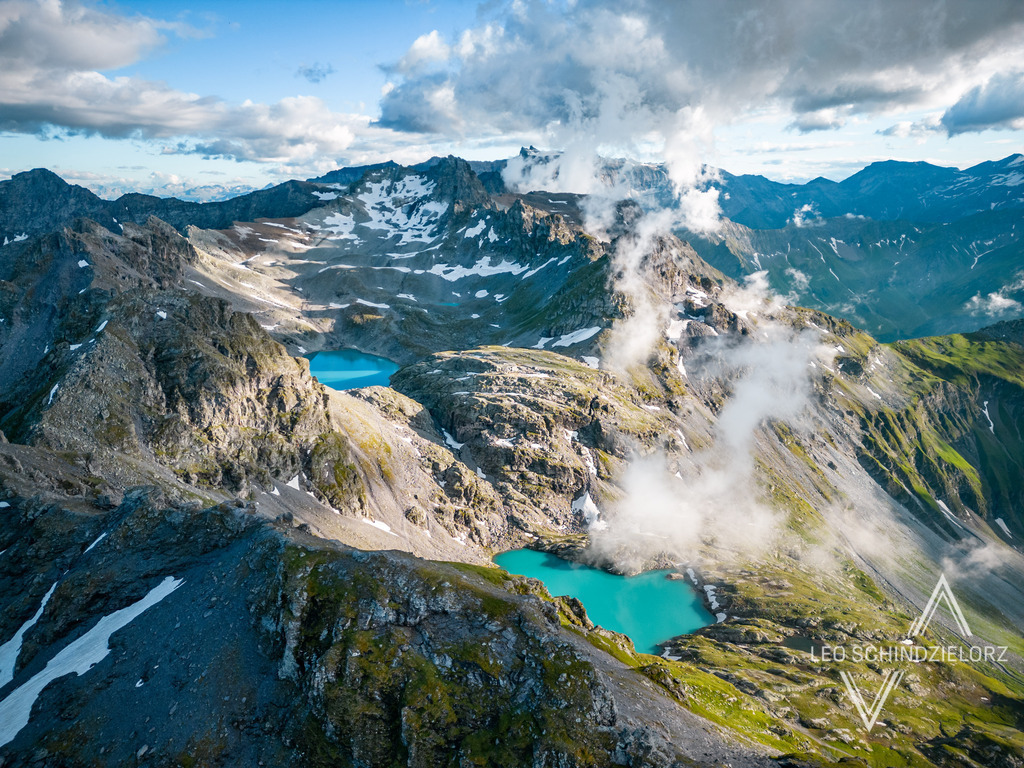 Fotografie_Leo_Schindzielorz_CH_Sommer_Pizol_20220625_DJI_0039_org | Atmosphärische Landschaftsbilder & Drohnenaufnahmen aus dem Allgäu, Tirol, Südtirol & der Schweiz – ideal für Leinwanddrucke & zur stilvollen Raumgestaltung. - Realisiert mit Pictrs.com