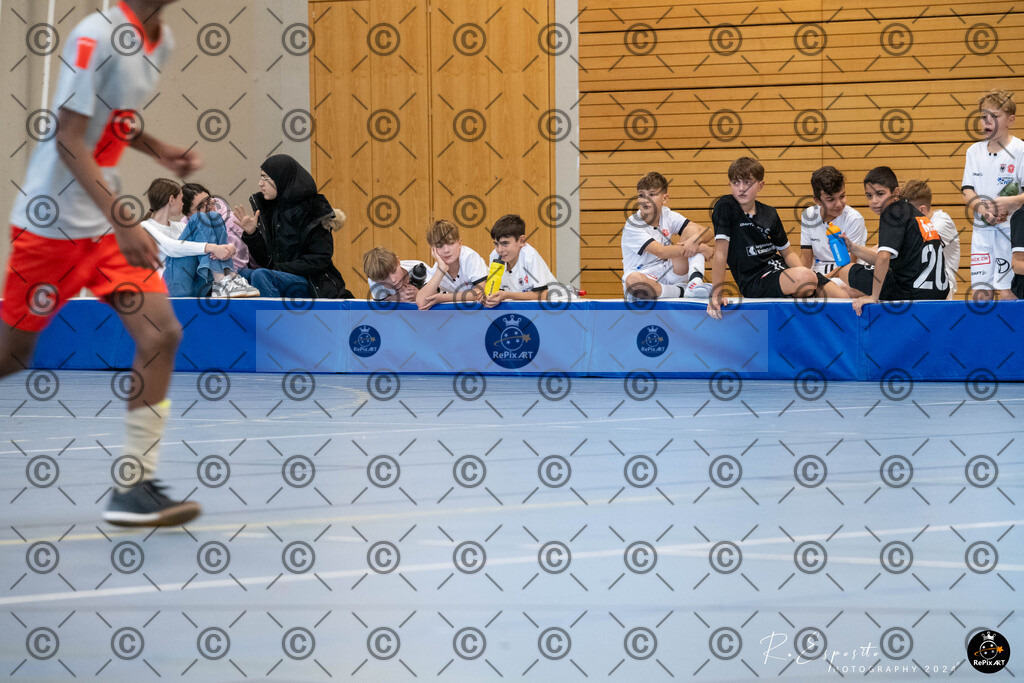 20241201_FCR-Hallenturnier-Da_RAW-3_051 | Sport und Naturfotografie von Roberto Esposito zeigt echte Momente Bewegung und die Schönheit der Natur. Ausdrucksstarke Bilder schaffen Emotionen.