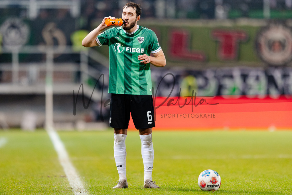 2. Bundesliga, Saison 2025/26, 15. Spieltag: SC Preußen Münster - Hannover 96 | Münster, 05.12.2025: 2. Bundesliga, 15. Spieltag, SC Preußen Münster gegen Hannover 96 im LVM-Preußenstadion in Münster. Foto: sportfotografie.ms | Markus Paletta - Realisiert mit Pictrs.com