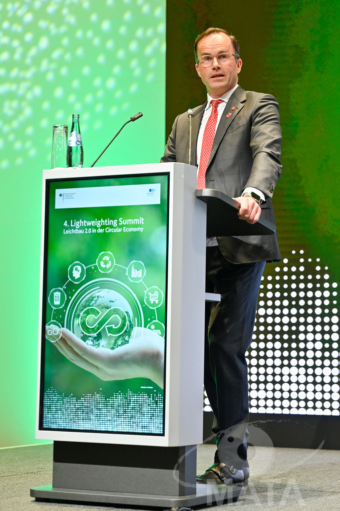 _DWA7989 | MATA IndoCon - Realisiert mit Pictrs.com