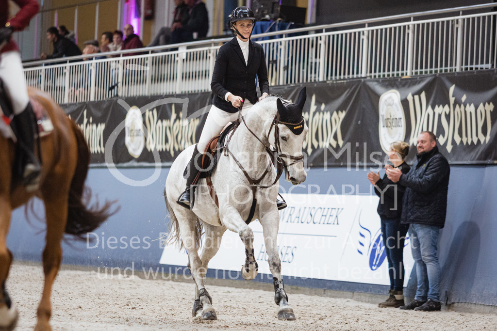 221023_Warstein_S1-Spr-341 | Deine schönsten Turniermomente als professionelle Fotos! Entdecke hochwertige Pferdesport-Fotografie im Online-Shop. Jetzt Fotos finden & bestellen!