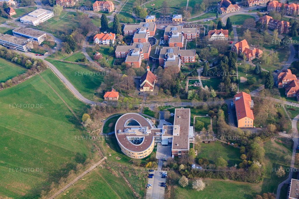 Luftbild: Psychiatrisches Zentrum Nordbaden Gerontopsychiatrisches Zentrum im Ortsteil Altwiesloch in Wiesloch im Bundesland Baden-Württemberg in Deutschland. Foto: IMG_49423.jpg vom 06.04.2012 durch Werner Riehm/FLY-FOTO.deAuflösung des Originals: 4752 x 3168 pxAlterspsychiatrie - Psychiatrisches Zentrum Nordbaden