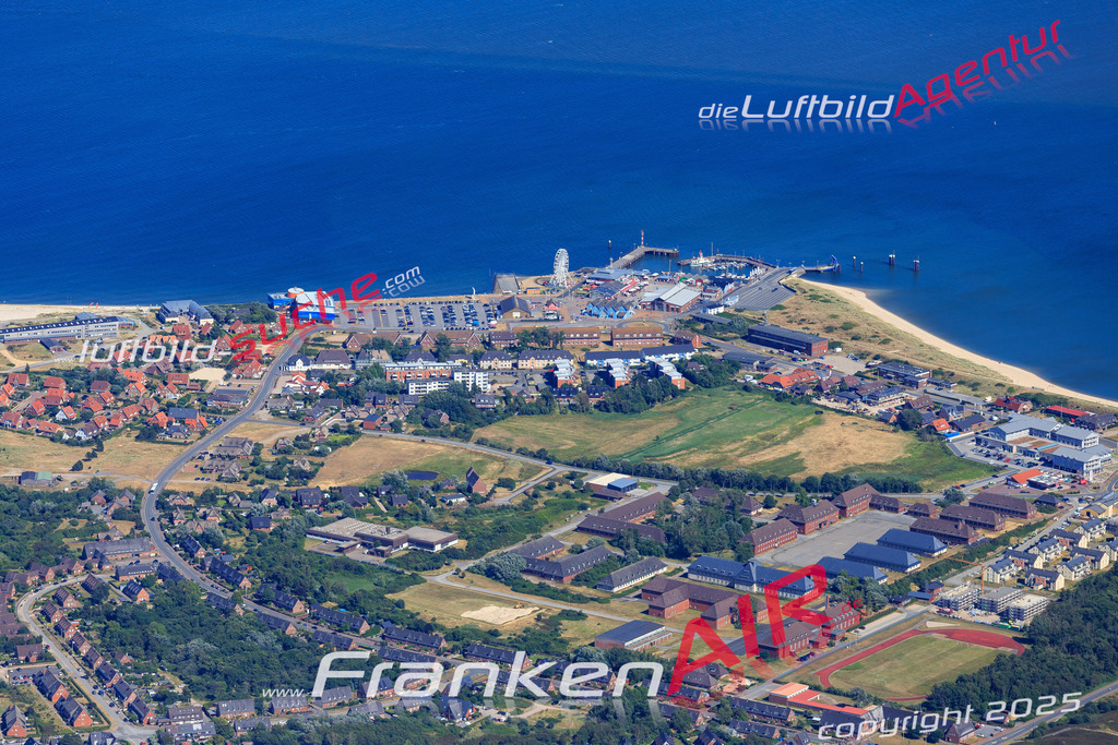aktuelles Luftbild von List Sylt - Luftaufnahme wurde 2018 von https://frankenair.de mittels Flugzeug (keine Drohne) erstellt.