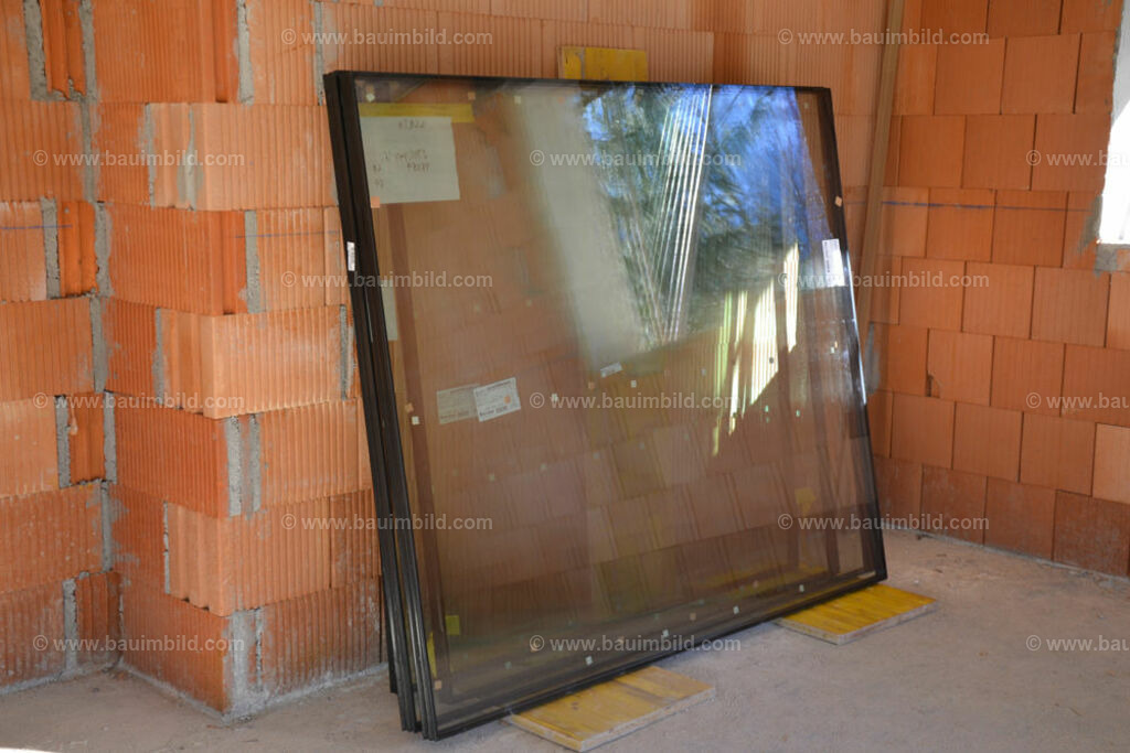bib-lg14-fenster-0013 | Nach LV-Leistungsgruppen sortierte Detailfotos über den Bau eines Hauses. Alle Hausbau-Bilder direkt vom Urheber und Autor der Website Haus-Selber-Bauen.com