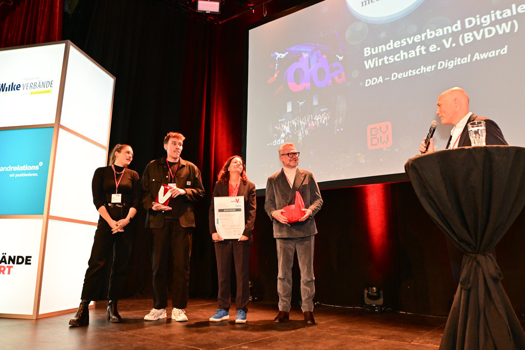 0321Media_V_Award_2025_Foto_Stefan_Wernz | Fotograf Köln - Realisiert mit Pictrs.com