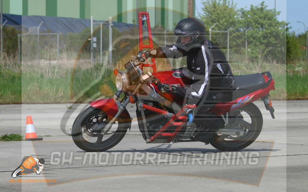 IMG_9553 | gh-motorradtraining-foto.de - Realisiert mit Pictrs.com
