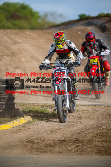 MaZZes_FotoMatrix_230930_7692 | UE40