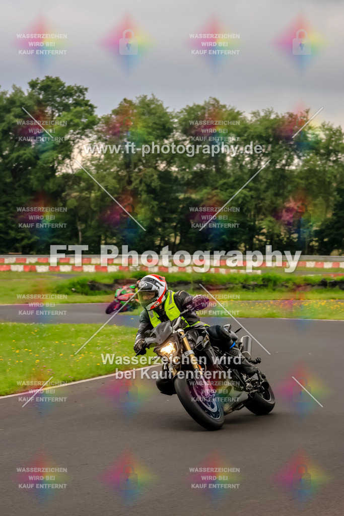 VBK-6995 | Hier findet Ihr Bilder von Touristenfahrten auf der Nürburgring Nordschleife oder von anderen Veranstaltungen die ich besucht habe. Viel Spass beim Durch Schauen 