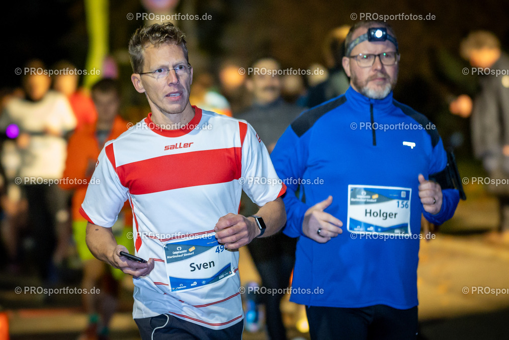 Martinslauf Sindorf 2023 in Kerpen-Sindorf, 09.11.2023 | Impressionen vom Martinslauf Sindorf 2023 am 09.11.2023 in Kerpen-Sindorf (Nordrhein-Westfalen).