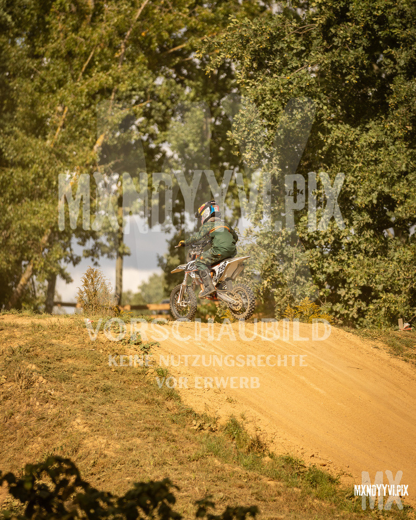 866A2758 | mxndyyvipix