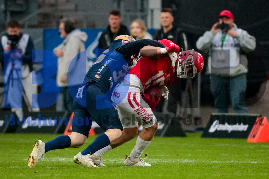 SES_POTDRE20241012-30 | bond - Realisiert mit Pictrs.com