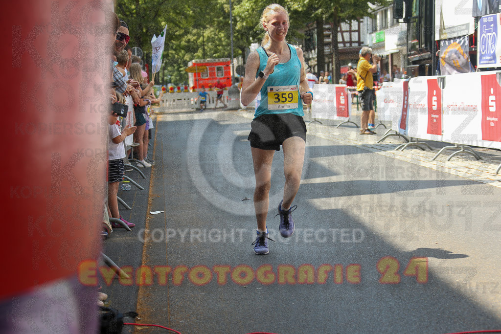 230624_1525_EX1_4187 | Sportfotografie im Rhein-Sieg Kreis, Köln, Bonn, NRW, Rheinland Pfalz, Hessen, etc. Unser Tätigkeitsfeld umfasst den Laufsport vom Volkslauf über den Marathon, Duathlon, Triathon bis zum Ultralauf wie Kölnpfad Ultra oder Schindertrail.