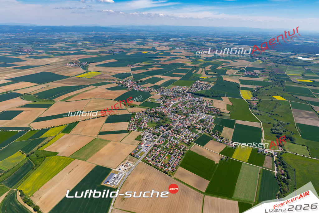 Das Luftbild der Stadt Aufhausen wurde 2021 vom Flugzeug heraus erstellt (keine Drohne) Aufnahmehöhe ca.450 Meter- hohe Bildauflösung und Druck-Qualität garantiert!