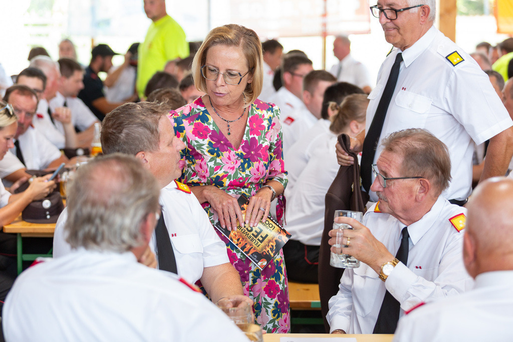 Festakt_012 | Fotodoku des Festaktes im FF-Haus Loosdorf anlässlich der Auszeichnung der Helfer und Hilfsorganisationen  der Hochwasserkatastrophe September 2024