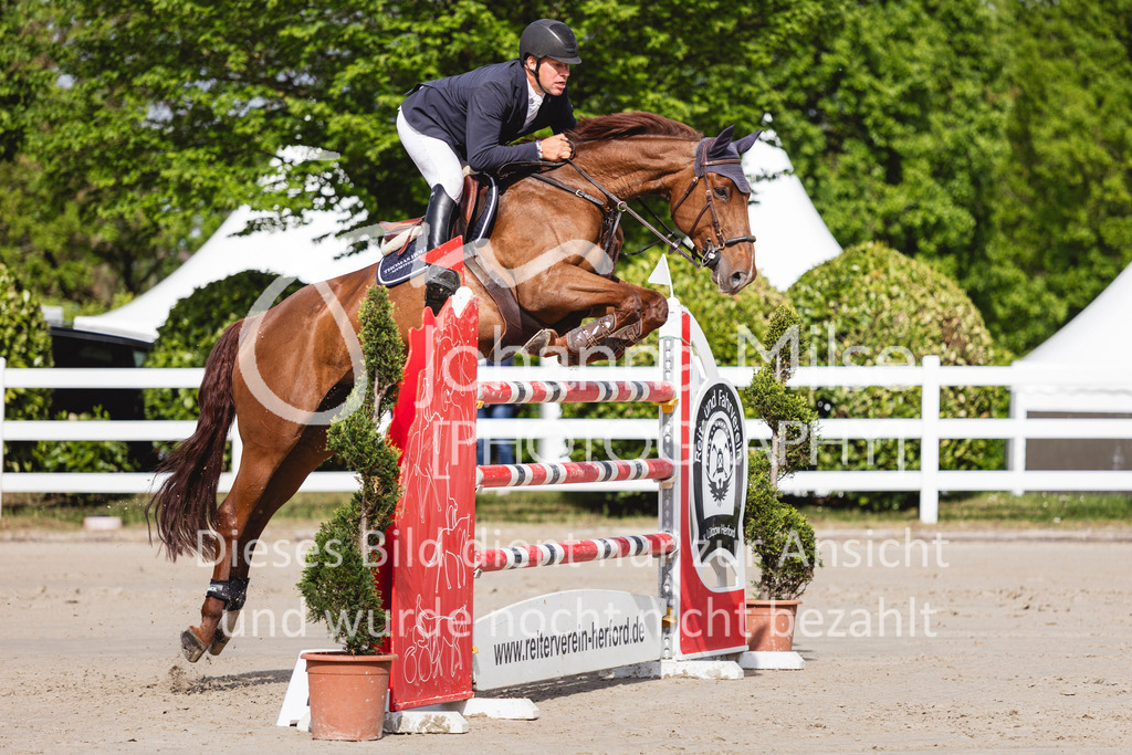 260509_PfSpTa_15_S1-Spr-564 | Deine schönsten Turniermomente als professionelle Fotos! Entdecke hochwertige Pferdesport-Fotografie im Online-Shop. Jetzt Fotos finden & bestellen!