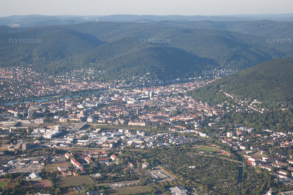 Luftbild: Heidelberg S im Ortsteil Weststadt in Heidelberg im Bundesland Baden-Württemberg in Deutschland. Foto: IMG_51898.jpg vom 18.08.2012 durch Werner Riehm/FLY-FOTO.deAuflösung des Originals: 4752 x 3168 px