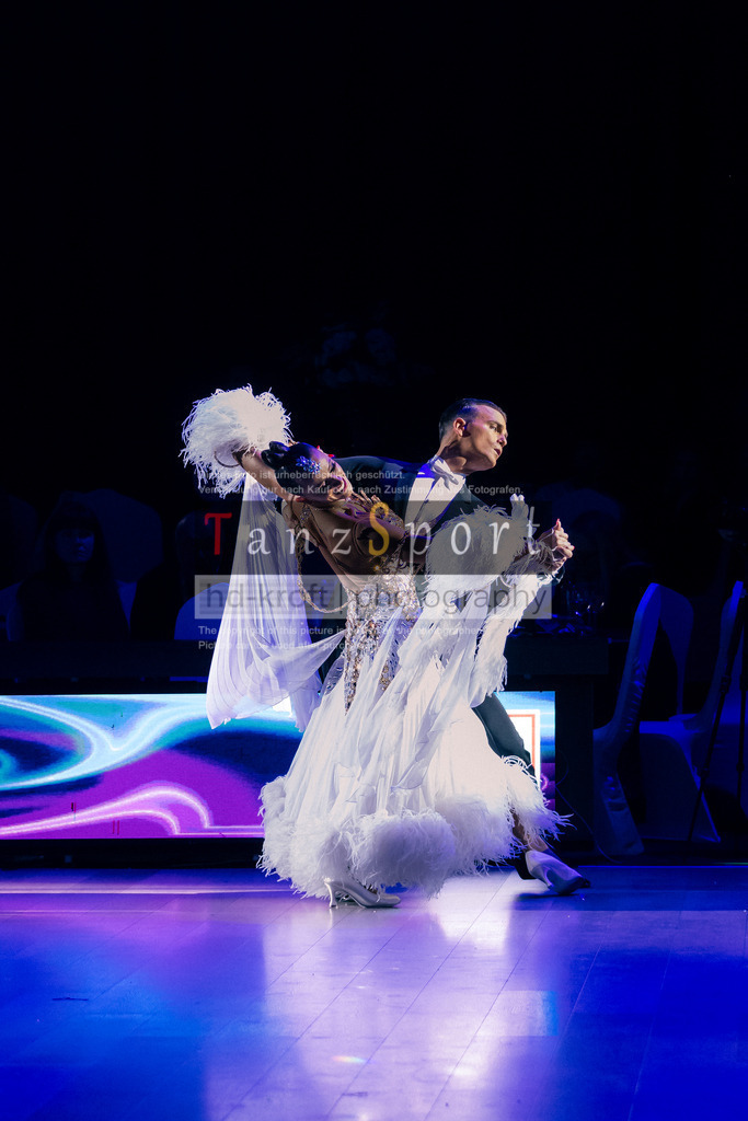 IMG_7923 | Tanzsportbilder, Standardtanz, Lateintanz, WDSF, DTV, LTVB, dancecomp, goc, hessen tanzt, blaues band der spree, walzer, tango, wiener walzer, slowfox, quickstepp, samba, rumba, cha-cha-cha, paso doble. jive, hd-kroft photography, turniertanzsport