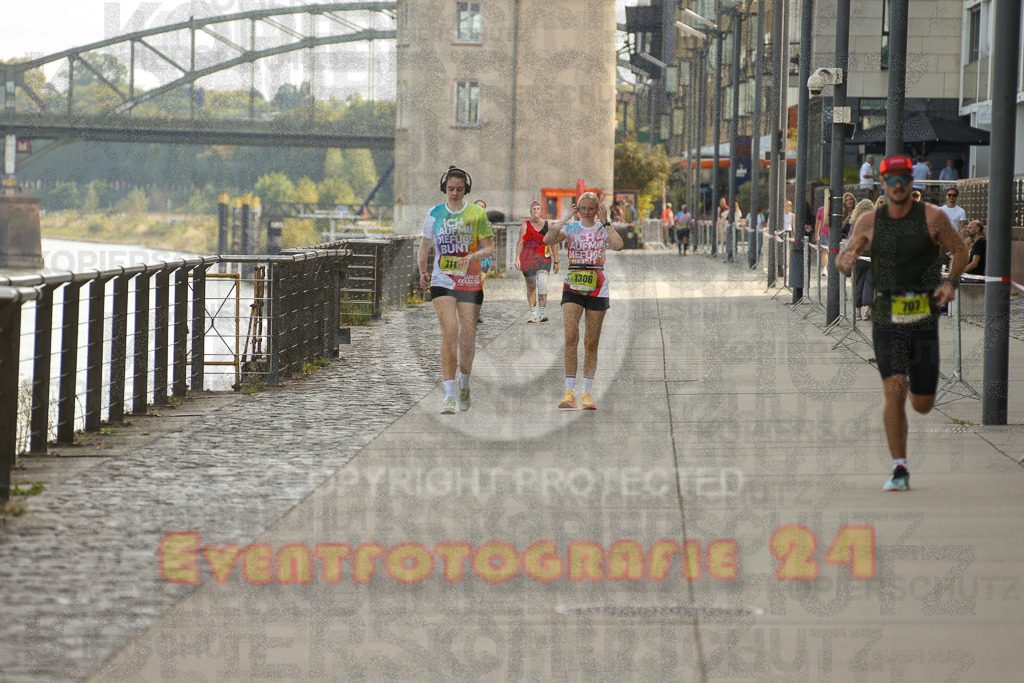 250920_1500_EX1_8358 | Sportfotografie im Rhein-Sieg Kreis, Köln, Bonn, NRW, Rheinland Pfalz, Hessen, etc. Unser Tätigkeitsfeld umfasst den Laufsport vom Volkslauf über den Marathon, Duathlon, Triathon bis zum Ultralauf wie Kölnpfad Ultra oder Schindertrail.