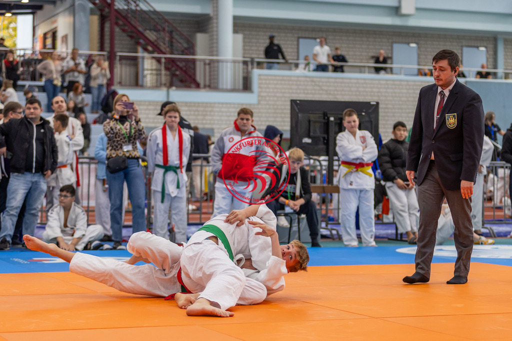 Internationaler Adler Cup 2024 | Foto vom Internationalen Adler Cup Judo Turnier im Sport- und Freizeitzentrum Kalbach im Oktober 2024 - Realisiert mit Pictrs.com