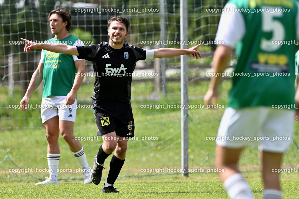 WSG Radenthein vs. URC Thal Assling | Jubel #27 Dominik Klaus Kofler URC Thal Assling, Hattrick, WSG Radenthein vs. URC Thal Assling, WSG Radenthein vs. URC Thal Assling am 16.05.2026 in Radenthein (Stadtstadion WSG Radenthein), Austria, (Photo by Bernd Stefan)