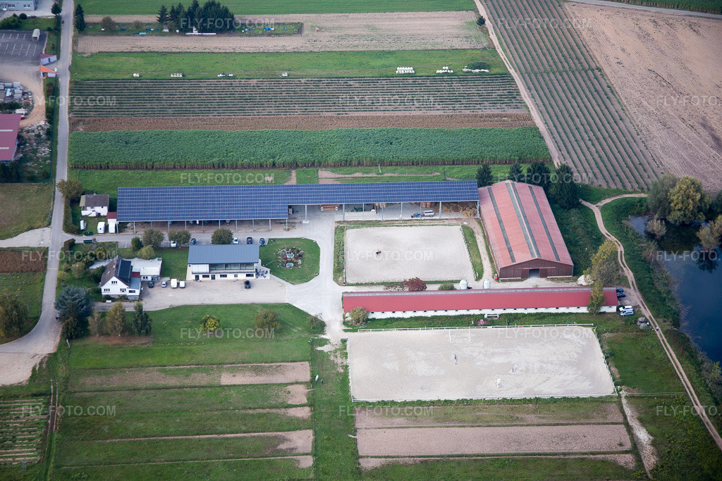 Aerial view: Brumath, Stephansfeld in Stephansfeld in the state Bas-Rhin, France.Photo: IMG_074163.jpg taken on 10/04/2014 by Werner Riehm/FLY-FOTO.comResolution of the original: 5472 x 3648 px