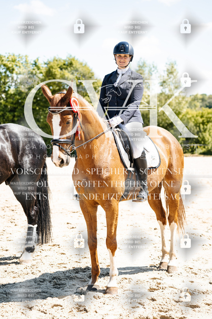 CK703542 | Turnierfotografie Pferdefotografie Trier Rheinland-Pfalz Pferdesport Reitsport Tierfotografie Sportfotografie Pferdevideo Pferdevideografie Equestrianvideography equestrianphotography  - Realisiert mit Pictrs.com