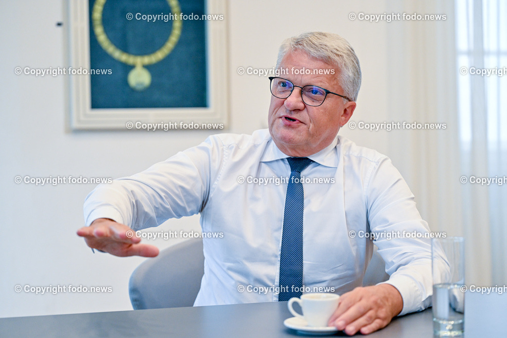 Klaus Luger (SP_ Bgm. der Stadt Linz)_ 01.07.2024-23 | 01.07.2024, Altes Rathaus, AUT, Buergermeister Klaus Luger, im Bild Klaus Luger (SP, Buergermeister der Stadt Linz) 