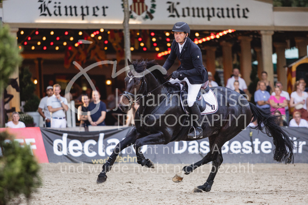 230910_OWLCh_Sparkasse-827 | Deine schönsten Turniermomente als professionelle Fotos! Entdecke hochwertige Pferdesport-Fotografie im Online-Shop. Jetzt Fotos finden & bestellen!