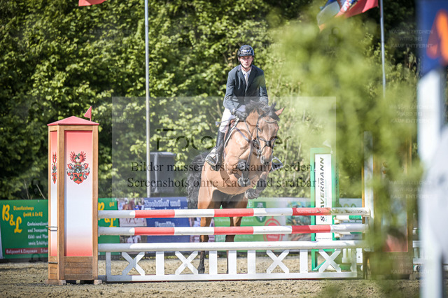 DOS_8572 | Entdecke hochwertige Reitturnierfotos von Foto Oger. Professionell, emotional und authentisch – jetzt Lieblingsmomente im Shop bestellen. - Realized with Pictrs.com