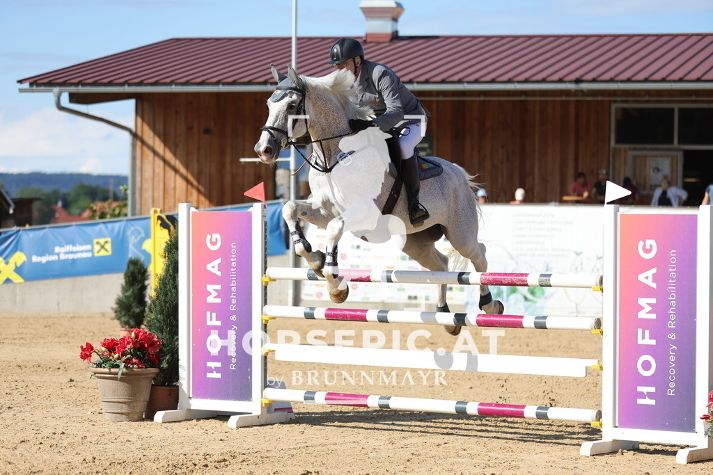 0P6A5983 | Willkommen bei Brunnmayr - Design & Fotografie – Ihrem Spezialisten für Reitturniere und Pferdeveranstaltungen in Oberösterreich, Salzburg und Bayern! Seit über 17 Jahren sind wir leidenschaftlich dabei.