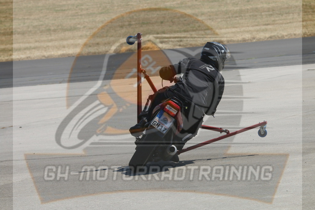 IMG_3061 | gh-motorradtraining-foto.de - Realisiert mit Pictrs.com