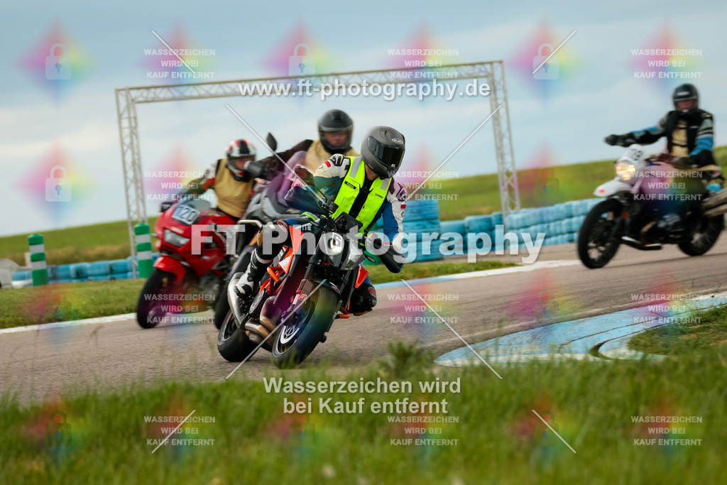 _7D21492 | Hier findet Ihr Bilder von Touristenfahrten auf der Nürburgring Nordschleife oder von anderen Veranstaltungen die ich besucht habe. Viel Spass beim Durch Schauen 