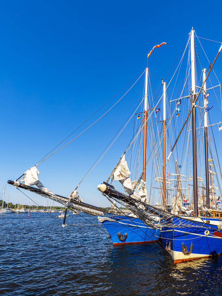 Segelschiffe im Stadthafen während der Hanse Sail in Rostock | Segelschiffe im Stadthafen während der Hanse Sail in Rostock.
