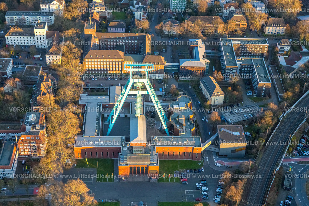 Bochum251204878 | Luftbild, sanierter Förderturm am Bergbaumuseum, Grumme, Bochum, Ruhrgebiet, Nordrhein-Westfalen, Deutschland