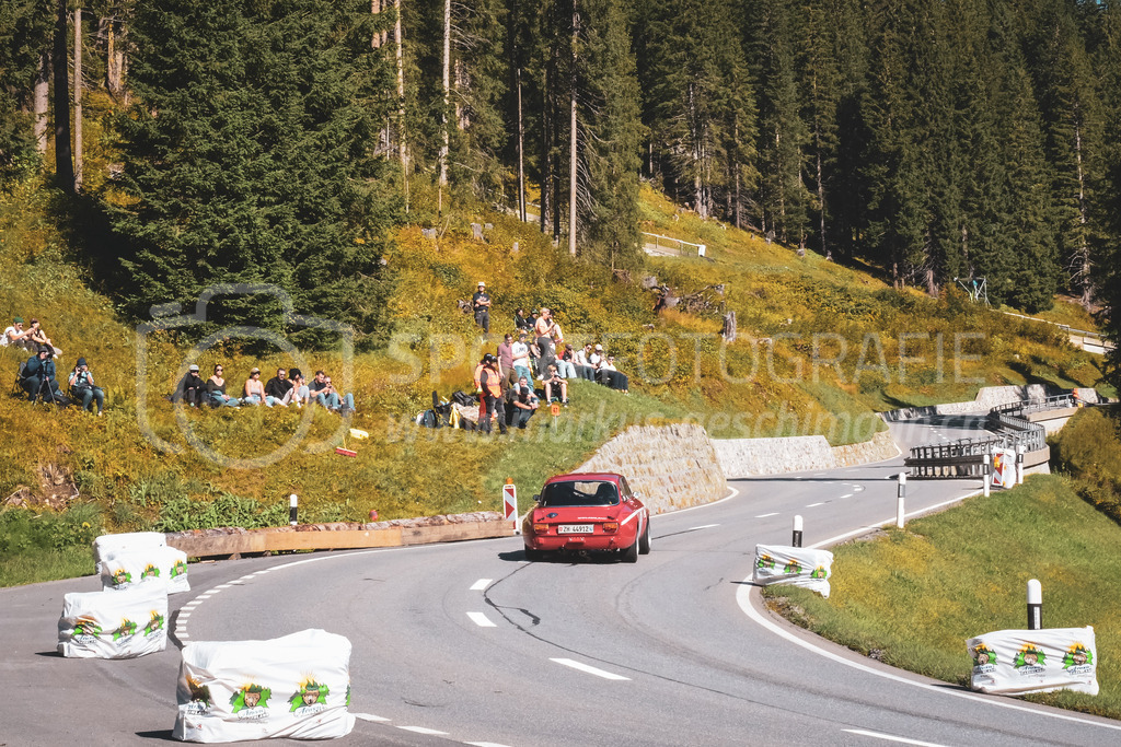 21. Arosa ClassicCar 2025 - 6. =September= 2025 | Michael Scheibler aus Müllheim Dorf (SUI) in einem Alfa Romeo GTA Junior Corsa aus dem Jahre 1968 mit Startnummer 261 am Arosa ClassicCar 2025 in der Kategorie Classic Trophy..@arosaclassiccar, @arosa.official, #arosaclassiccar, #arosa, #76curves, #classiccarBild: Sportfotografie Markus Aeschimann | www.markus-aeschimann.ch - Realisiert mit Pictrs.com