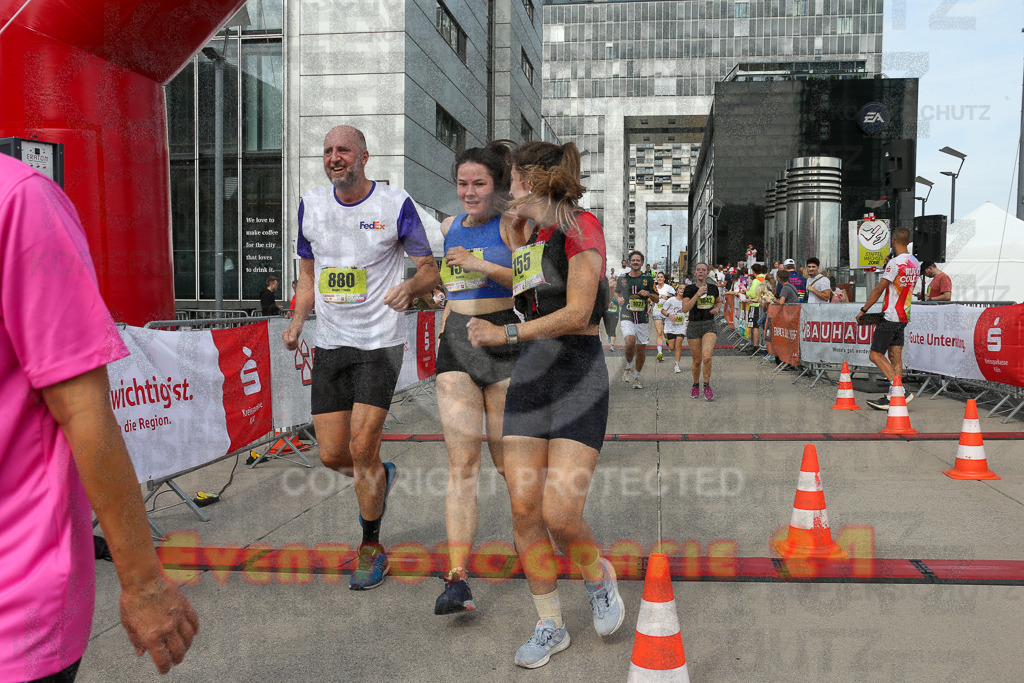 250920_1333_EX1_5432 | Sportfotografie im Rhein-Sieg Kreis, Köln, Bonn, NRW, Rheinland Pfalz, Hessen, etc. Unser Tätigkeitsfeld umfasst den Laufsport vom Volkslauf über den Marathon, Duathlon, Triathon bis zum Ultralauf wie Kölnpfad Ultra oder Schindertrail.