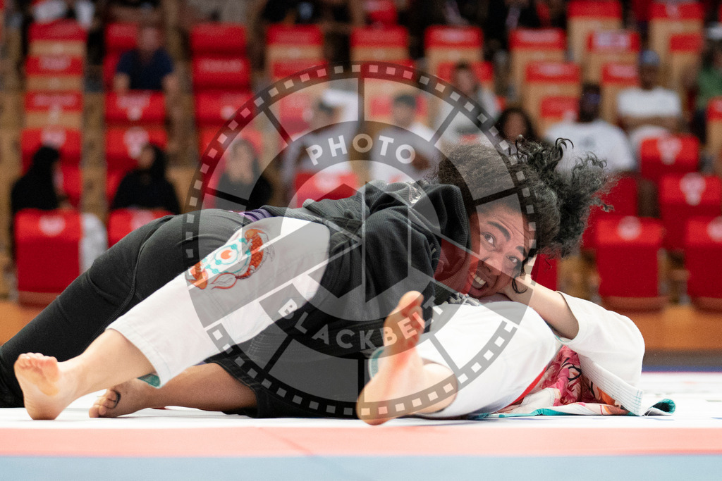 20231109PBB6763 | Fighters compete during the AJP World Professional Championship in the Mubadala Arena in Abu Dhabi, Arab United Emirates, on November 9, 2023.