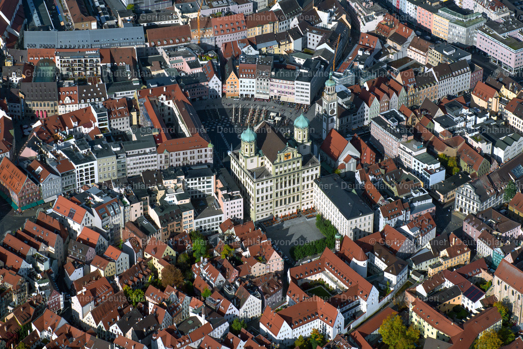 3703610 | LECHVIERTEL - ÖSTLICHES ULRICHSVIERTEL 13.10.2017 Stadtzentrum im Innenstadtbereich  in Lechviertel - Östliches Ulrichsviertel im Bundesland Bayern, Deutschland // The city center in the downtown area  in Lechviertel - Östliches Ulrichsviertel in the state Bavaria, Germany Foto: Gerhard Launer