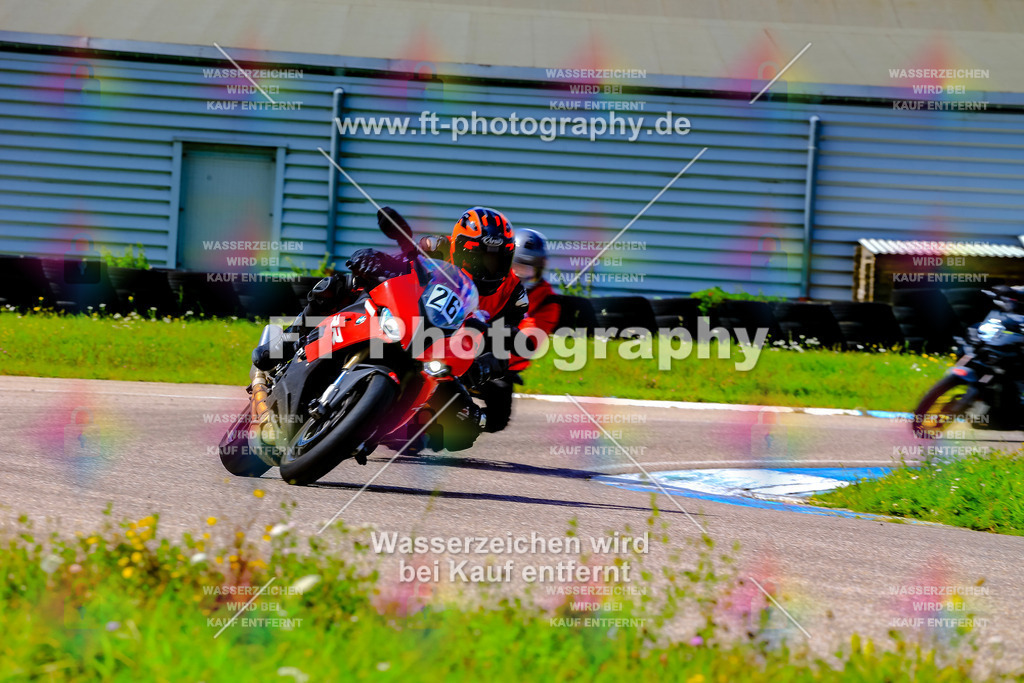026-6264 | Hier findet Ihr Bilder von Touristenfahrten auf der Nürburgring Nordschleife oder von anderen Veranstaltungen die ich besucht habe. Viel Spass beim Durch Schauen 