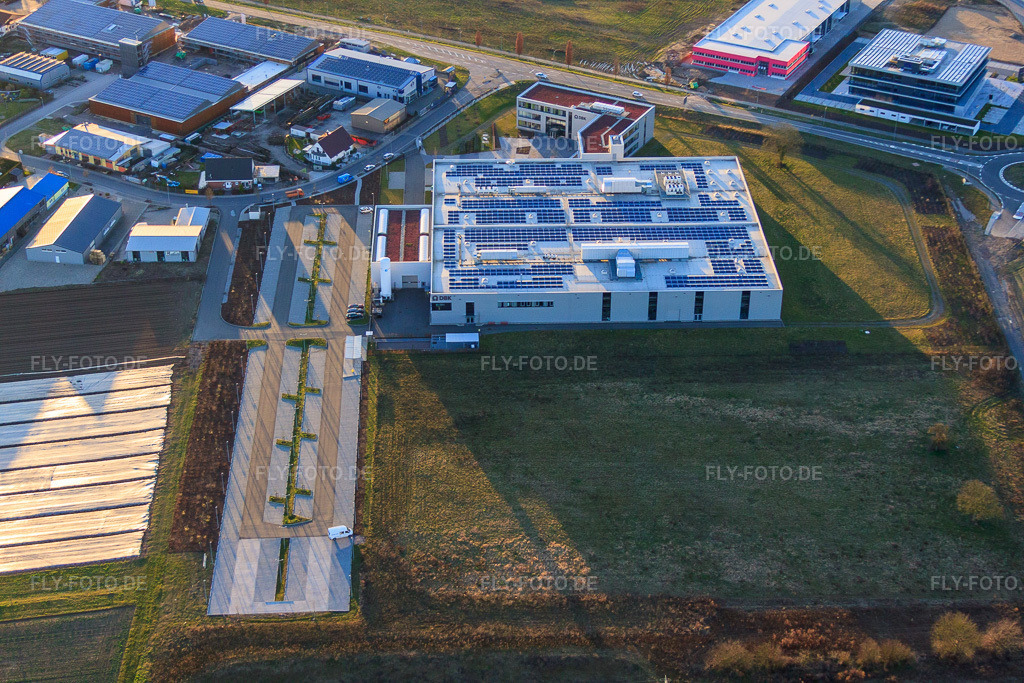 Luftbild: DBK EMS GmbH & Co. KG im Gewerbegebiet Nordring in Rülzheim im Bundesland Rheinland-Pfalz in Deutschland. – Foto: IMG_62280.jpg vom 23.02.2014 durch Werner Riehm/FLY-FOTO.de – Auflösung des Originals: 4752 x 3168 px – DBK Group - Your Partner for Heating & Cooling
