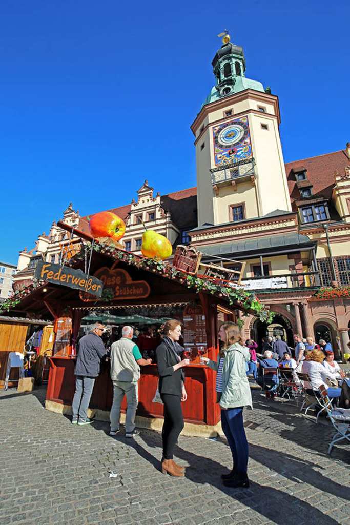 Foto: Leipzig - Leipziger Markttage | Das Team hinter BILDLEXIKON LEIPZIG bündelt historische wie aktuelle Informationen über die Stadt Leipzig in Text und Bild auf einer Plattform und stellt diese der interessierten Öffentlichkeit zur Verfügung.