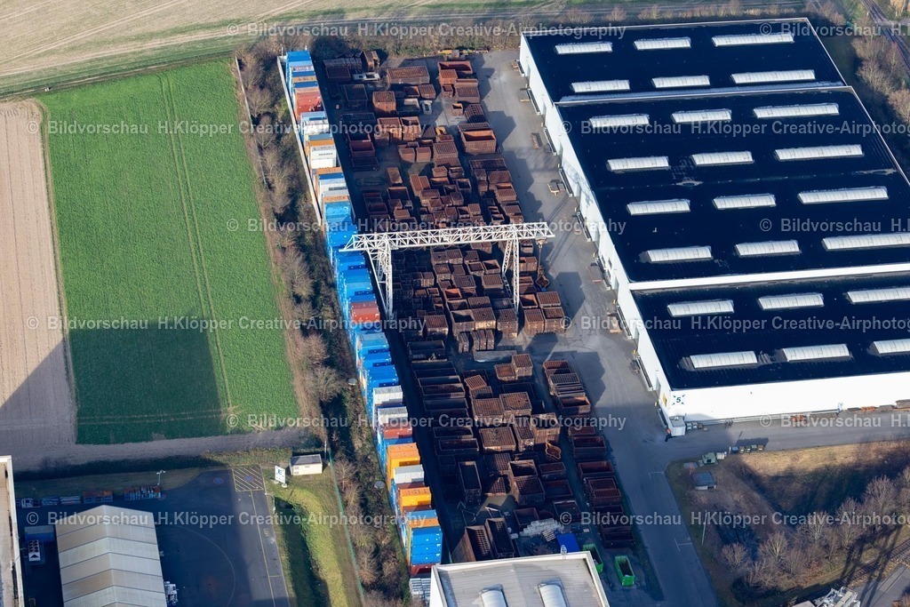 Luftbild Krefeld-8124 | Luftbildfotografie  Container- Terminal im GVZ Güterverkehrszentrum an der Hülser Straße in Krefeld im Ruhrgebiet im Bundesland Nordrhein-Westfalen, Deutschland - Realisiert mit Pictrs.com