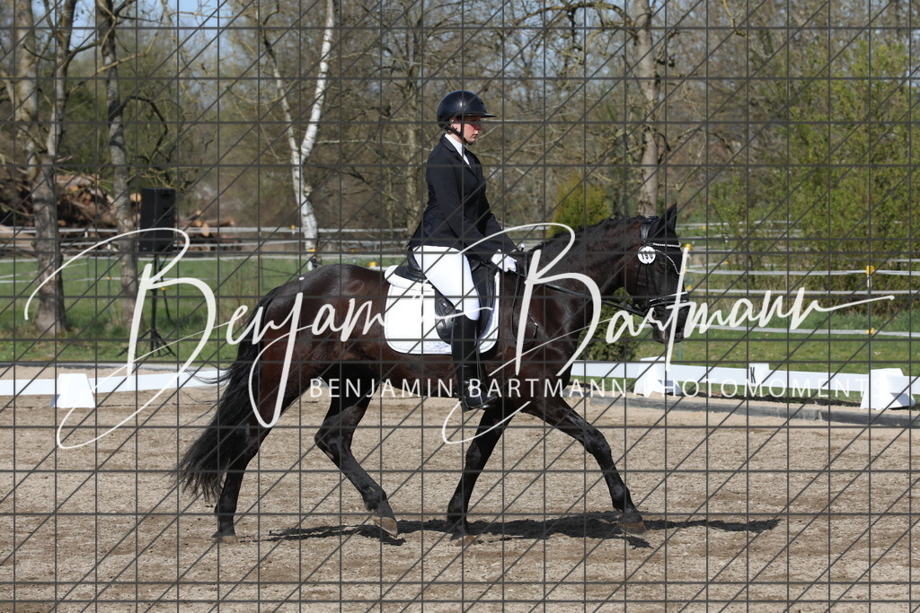 AZ2A3120 | Benjamin Bartmann Photomoments