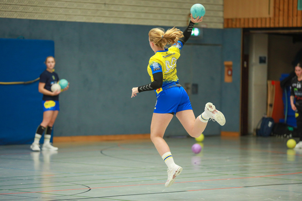 SVN_SvSchermbeck_051024_006 | Bildergalerie von Sport-Ereignissen aber auch von weiteren spannenden Dingen - nicht nur vom Niederrhein. In Anlehnung an den bekannten Spruch von Hanns Dieter Hüsch heißt das Motto: "Niederrhein ist überall".  - Realisiert mit Pictrs.com