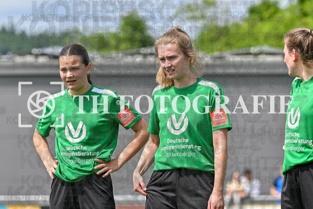 GER, FC Hauingen - SV Waldhaus, Frauen-Fussball, Rothaus Bezirkpokal, Finale, Saison 2024/2025, 29.05.2025 | GER, FC Hauingen - SV Waldhaus, Frauen-Fussball, Rothaus Bezirkpokal, Finale, Saison 2024/2025, 29.05.2025Foto: TH Fotografie/Thomas Hess