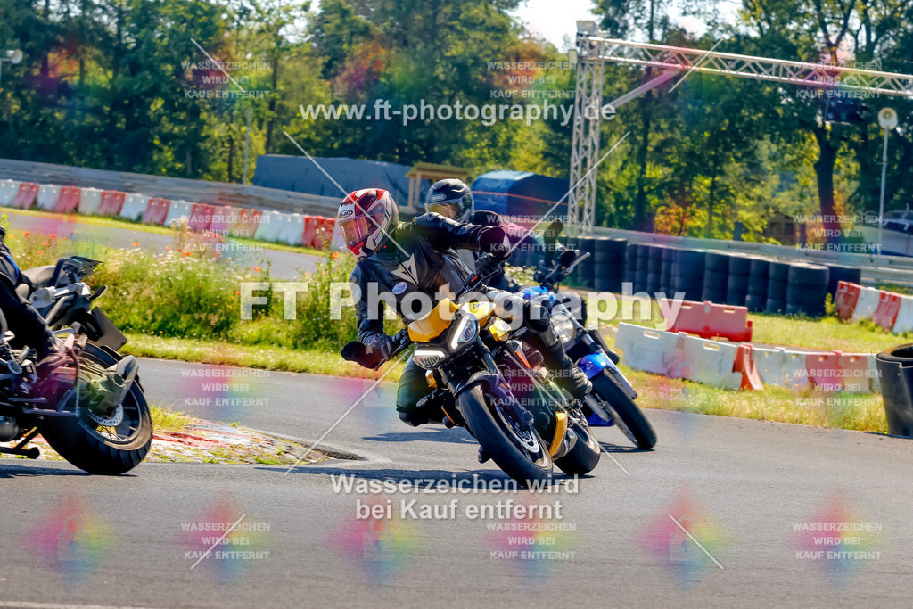 _MOT8967 | Hier findet Ihr Bilder von Touristenfahrten auf der Nürburgring Nordschleife oder von anderen Veranstaltungen die ich besucht habe. Viel Spass beim Durch Schauen 