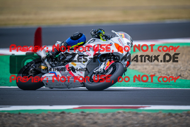 MaZZes_FotoMatrix_220624_2429 | PROSUPERSTOCK