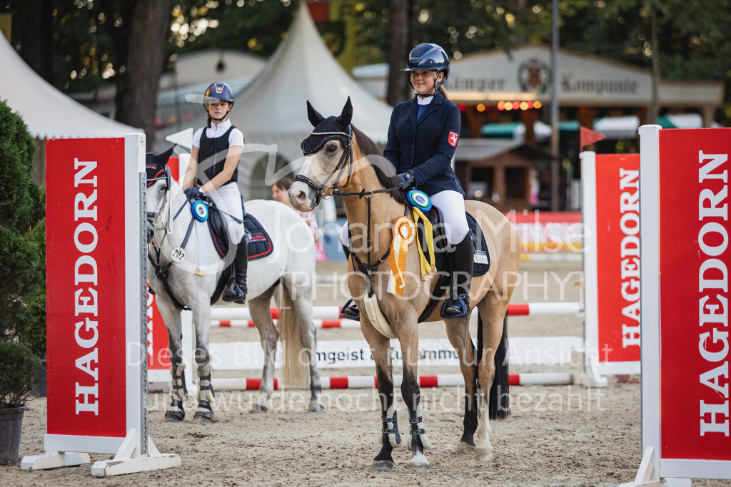 230908_OWLCh_PonyTrophy-505 | Deine schönsten Turniermomente als professionelle Fotos! Entdecke hochwertige Pferdesport-Fotografie im Online-Shop. Jetzt Fotos finden & bestellen!