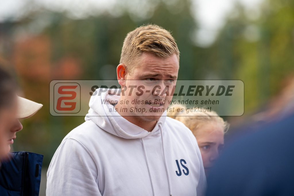 SFE_20231022_0134 | Deutsche Meisterschaft Weibliche U16 Finale Uhlenhorst Mülheim - Düsseldorfer HC am 22.10.2023 in Köln (Düsseldorfer Hockeyclub 1905 e.V.), Photo: Stephan Fehrmann 2023 (Sports-Gallery)